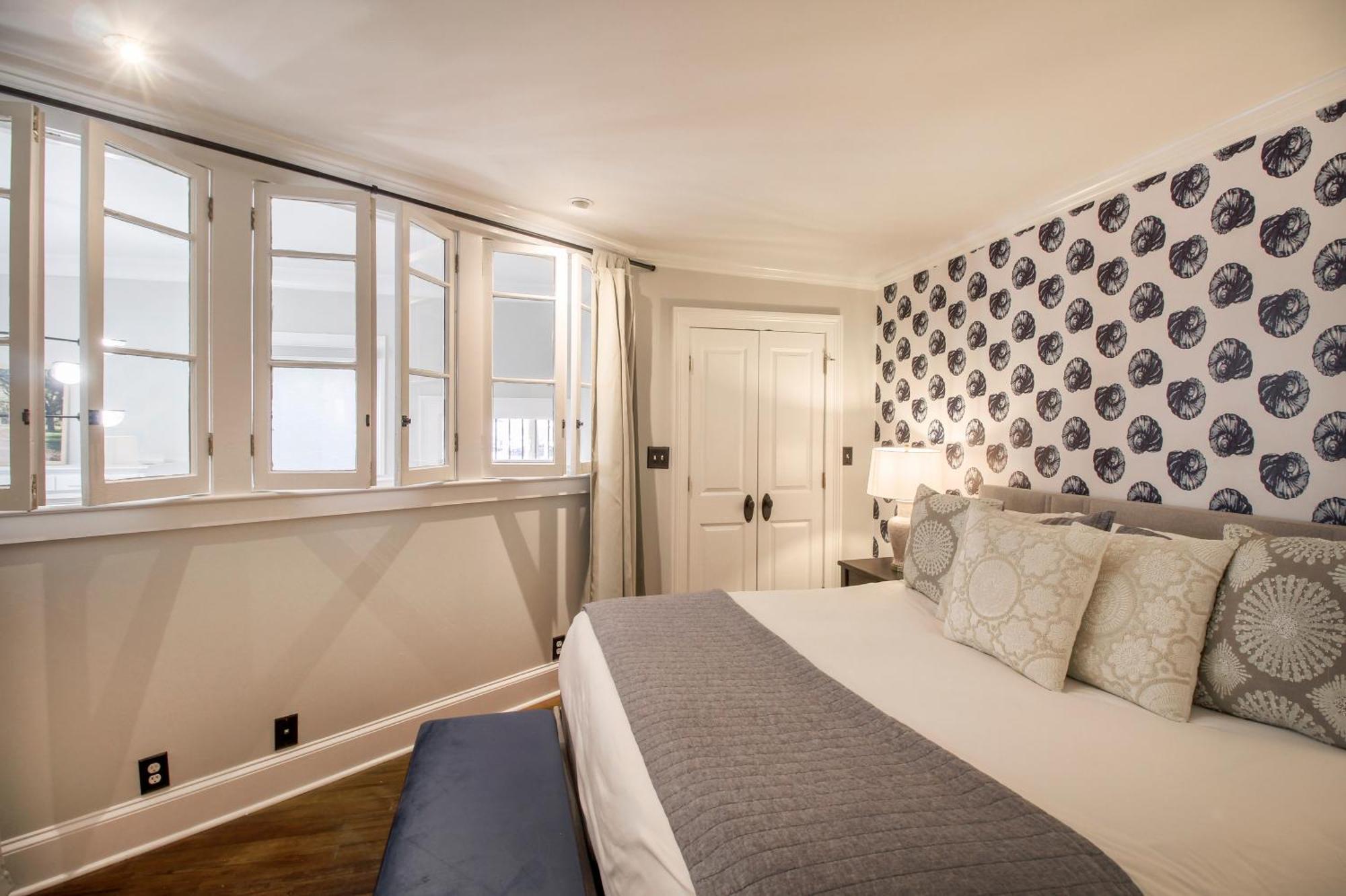 Walk To It All In Downtown, Double King Beds Savannah Zewnętrze zdjęcie
